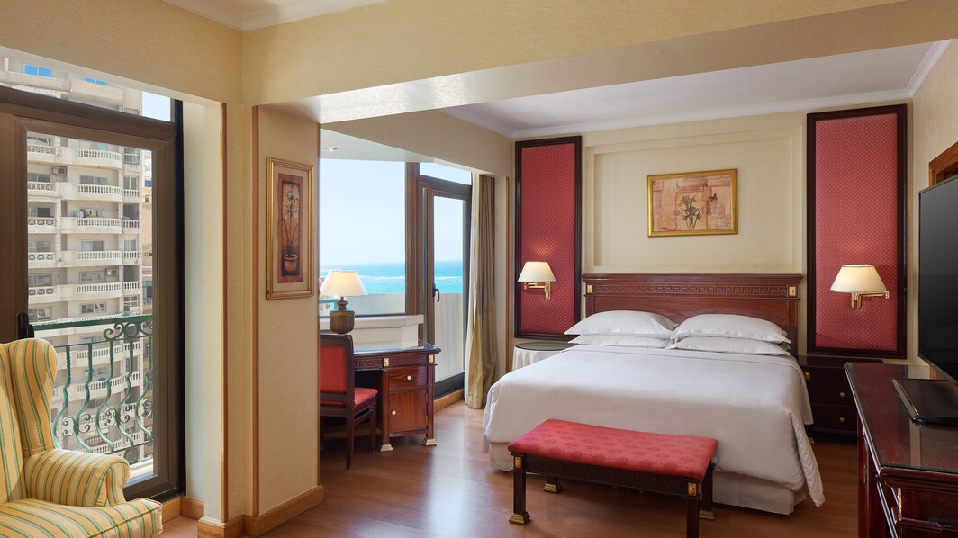Номер Hospitality c двуспальной кроватью (Queen), видом на море и сад и одной спальней