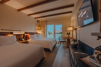Habitación con dos camas dobles – Vista al resort