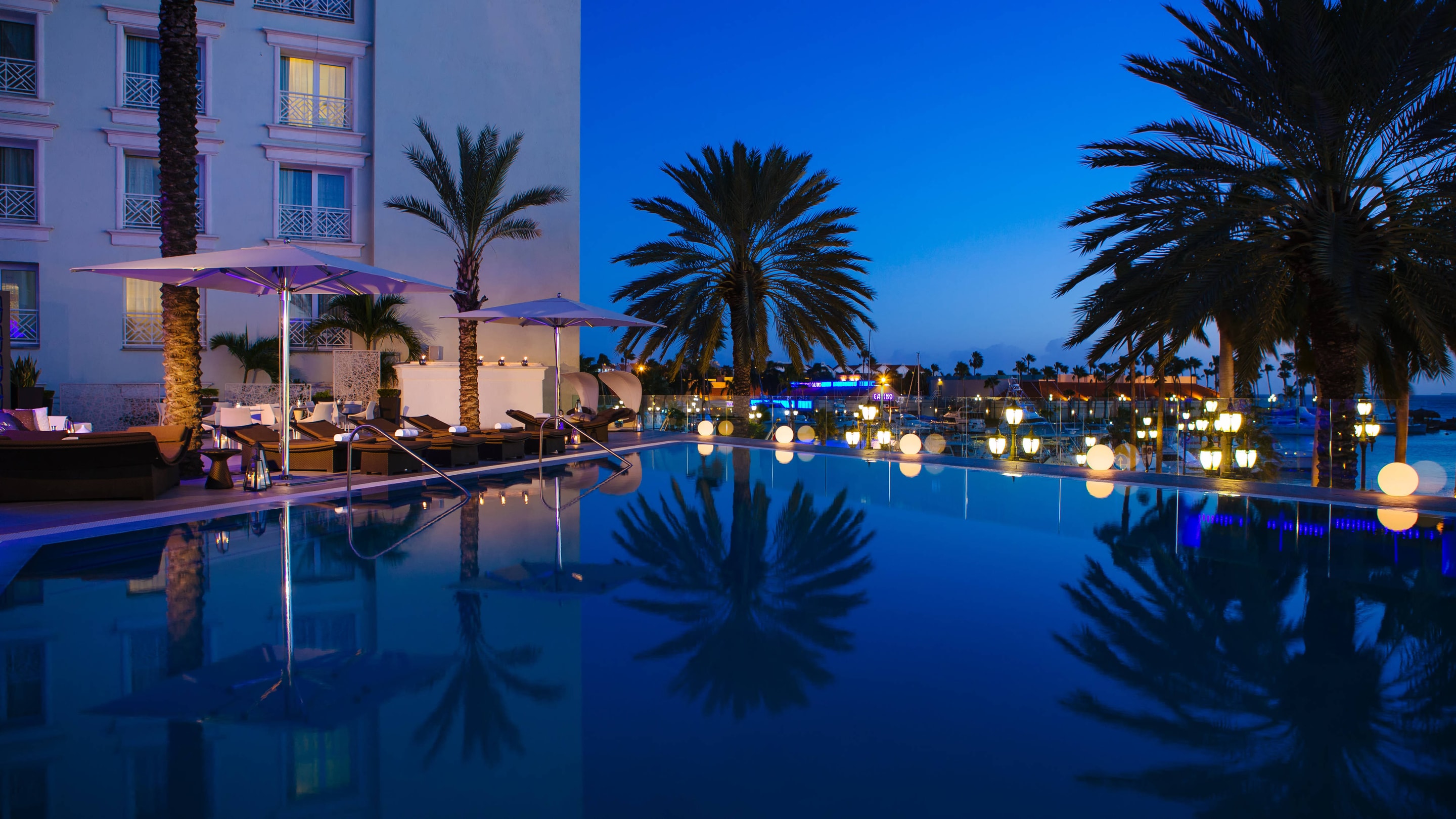 Marina Hotel - Outdoor Pool