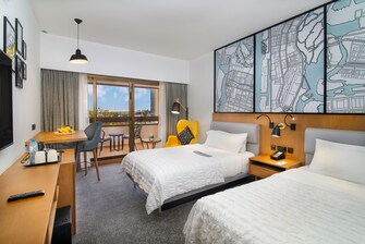 Deluxe Gästezimmer mit zwei Einzelbetten – Meerblick