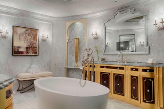 Al Hosen Suite – Bad mit Badewanne