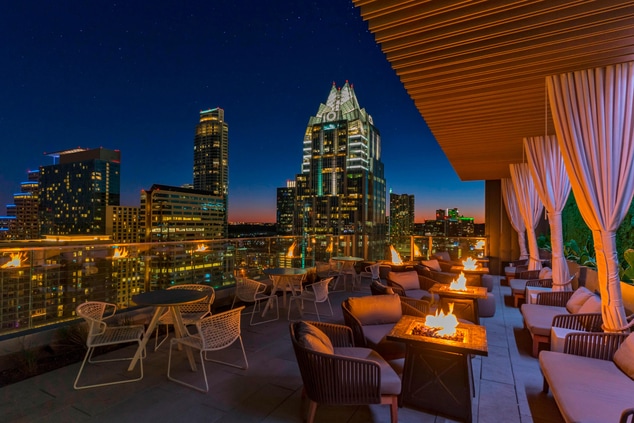 Azul Rooftop Pool Bar and Lounge Area