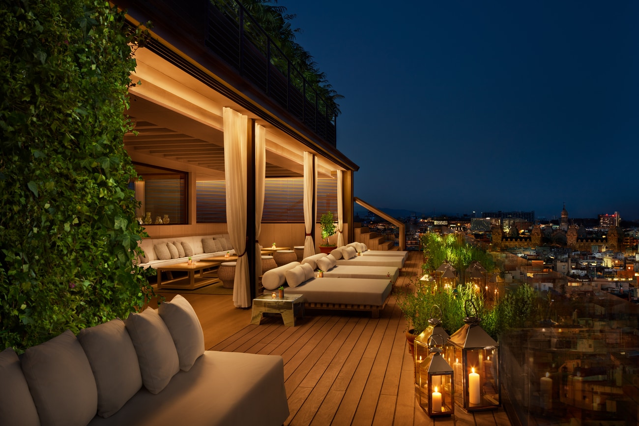 The Roof Lounge Area Night New
