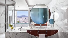 Penthouse Bathroom – Shower/Tub