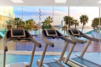 FIT treadmills with sea view