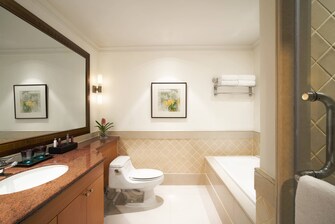 Deluxe-Suite mit einem Schlafzimmer – Bad