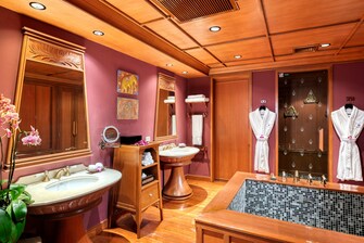 Ruen Thai Suite – Badezimmer