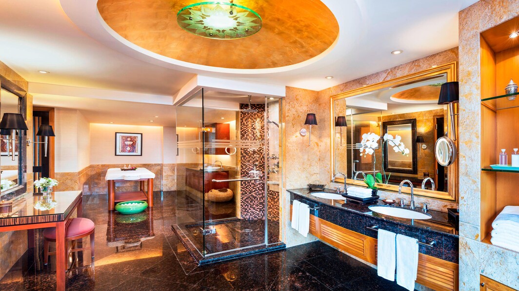 Гостевая ванная комната – люкс Presidential Royal Orchid