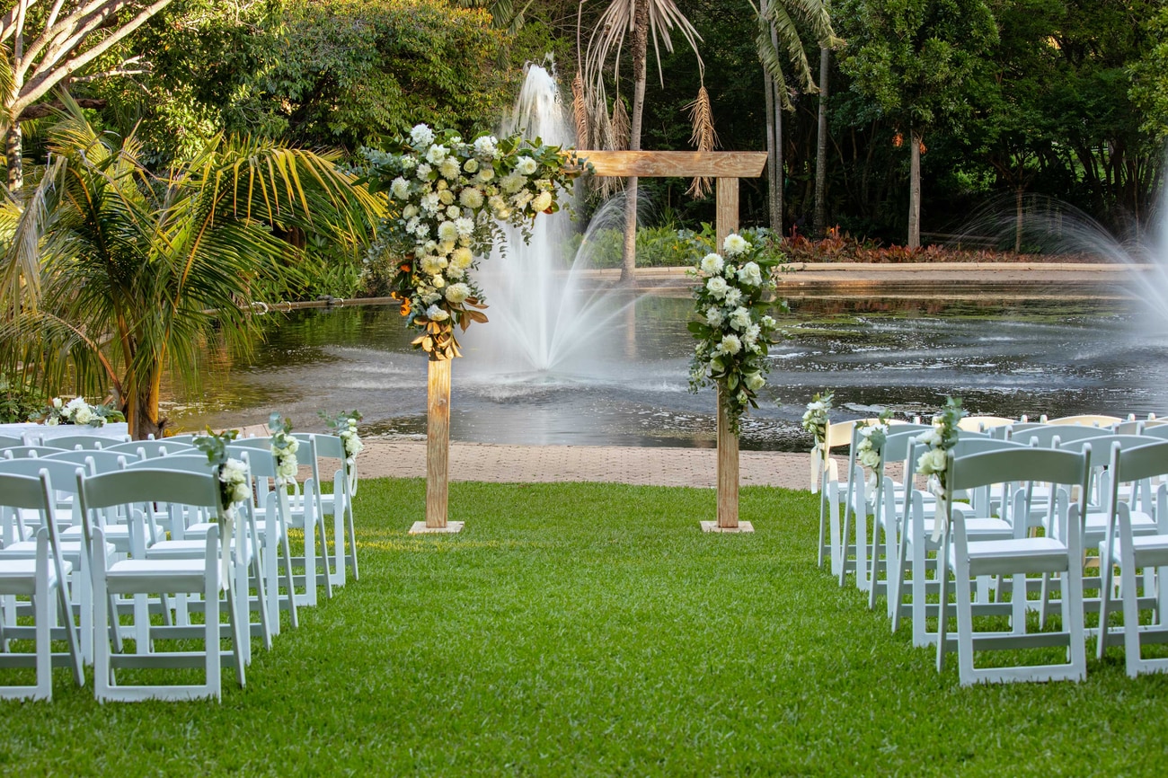 Brisbane City Botanical Gardens - Wedding Ceremony Arbour