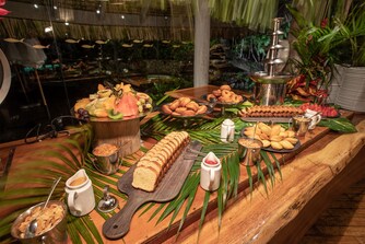 Le Tipanié - Polynesian Buffet
