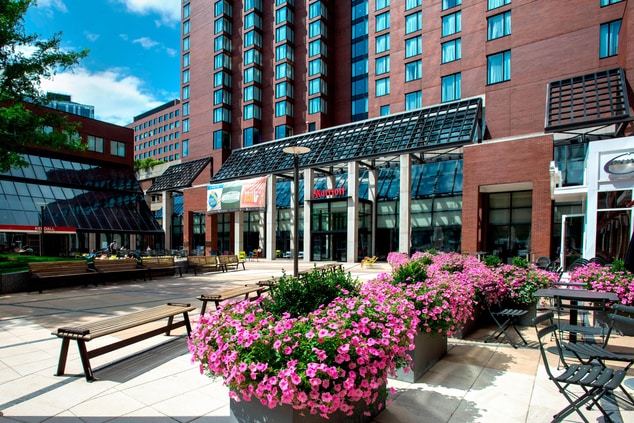 Kendall Square hotel courtyard