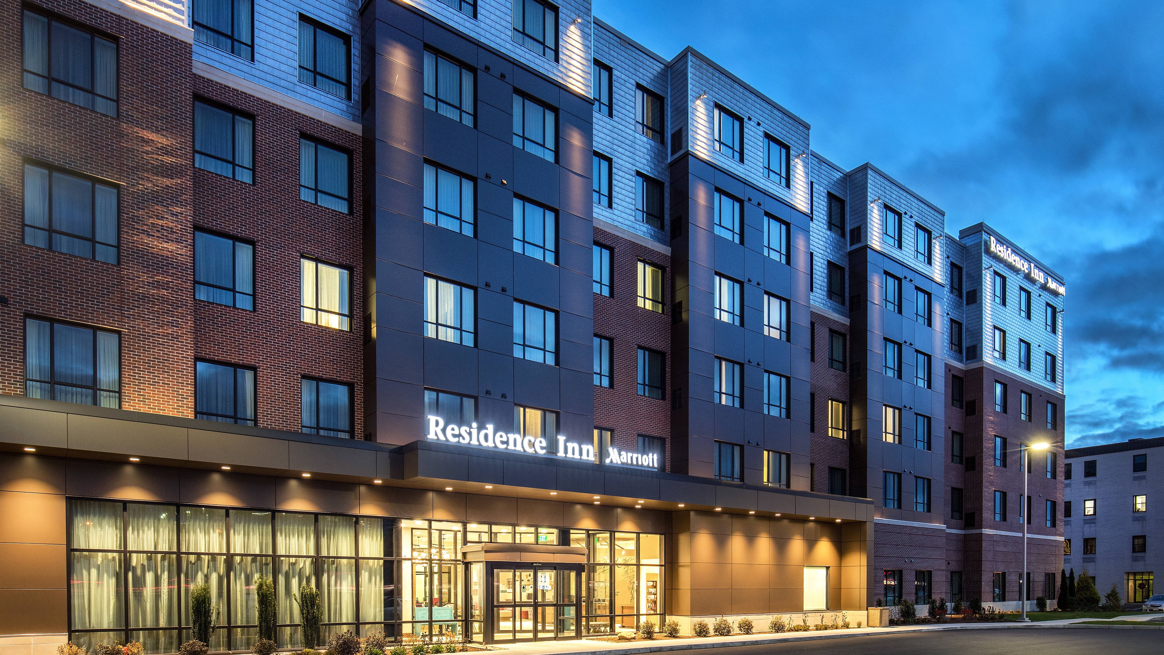 Get 5,000 Bonus Points Per Stay
