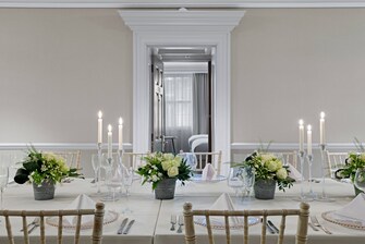 Suite Royal Wing, détails de la table d’un dîner privé