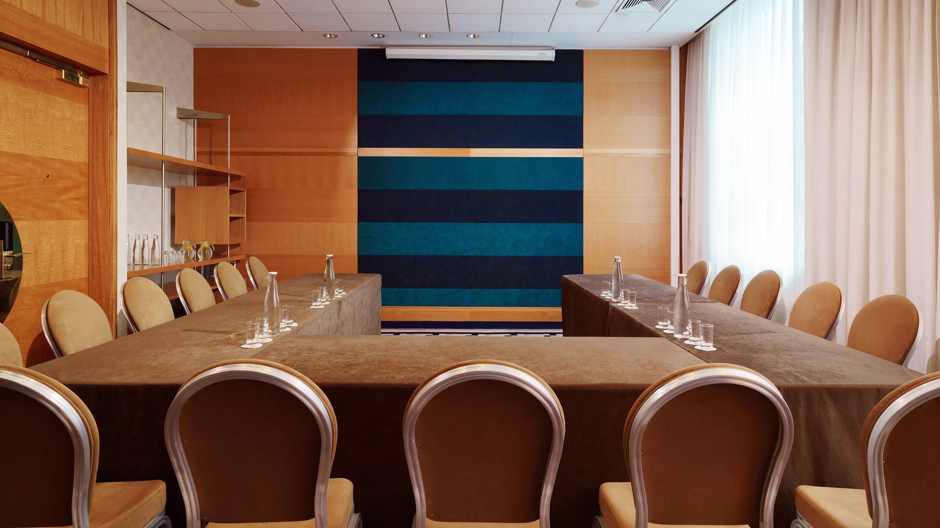 Book a Boardroom Online