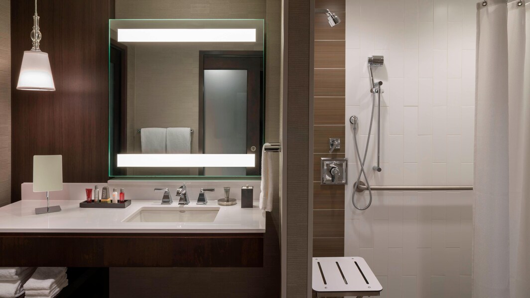 Marriott Buffalo Hotel Accessible Bathroom