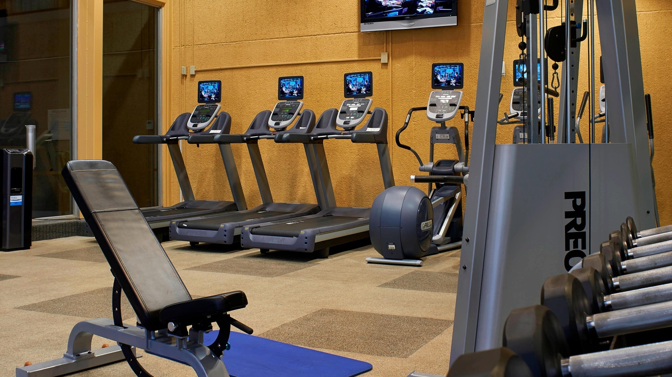 Columbia hotels with fitness center