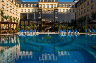 Renaissance Cairo Mirage City Hotel