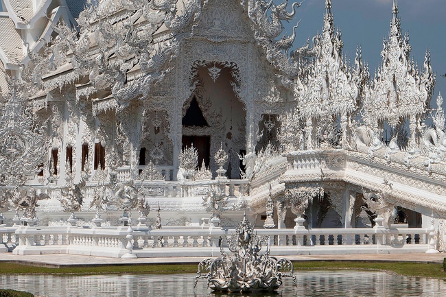 The White Temple (Wat Rongkhun)