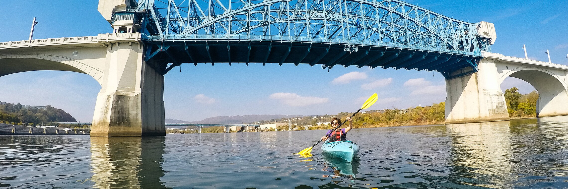 Kayak the Tennessee River