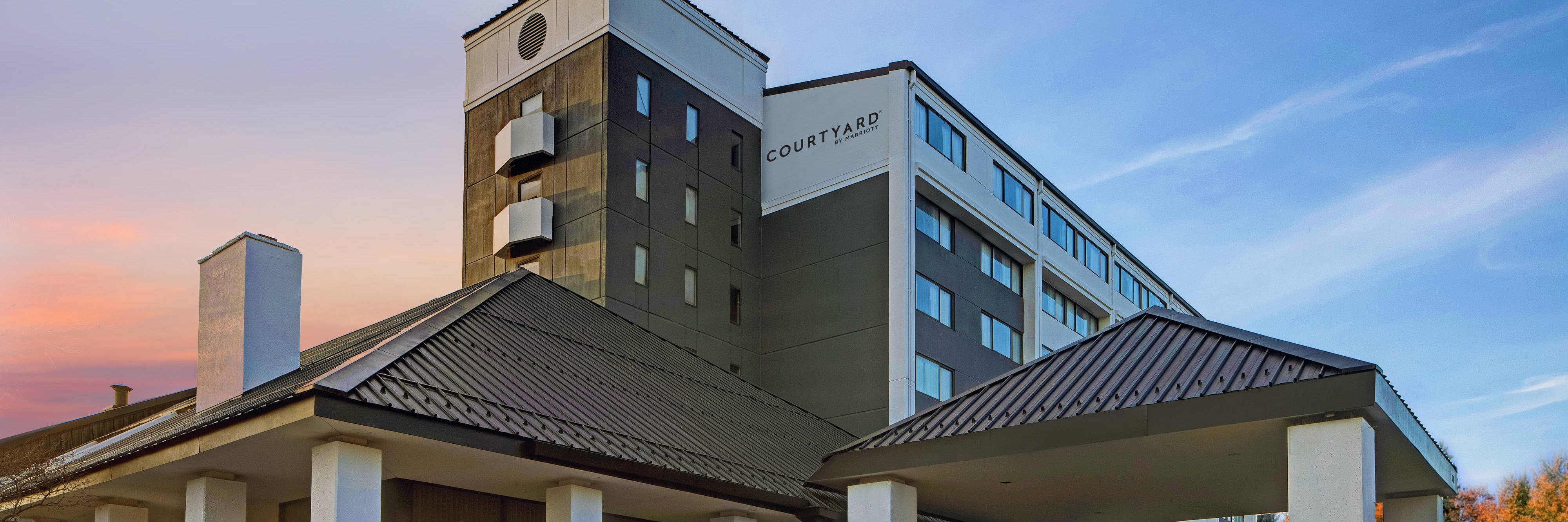 Courtyard by Marriott Chicago Elmhurst/Oakbrook Area