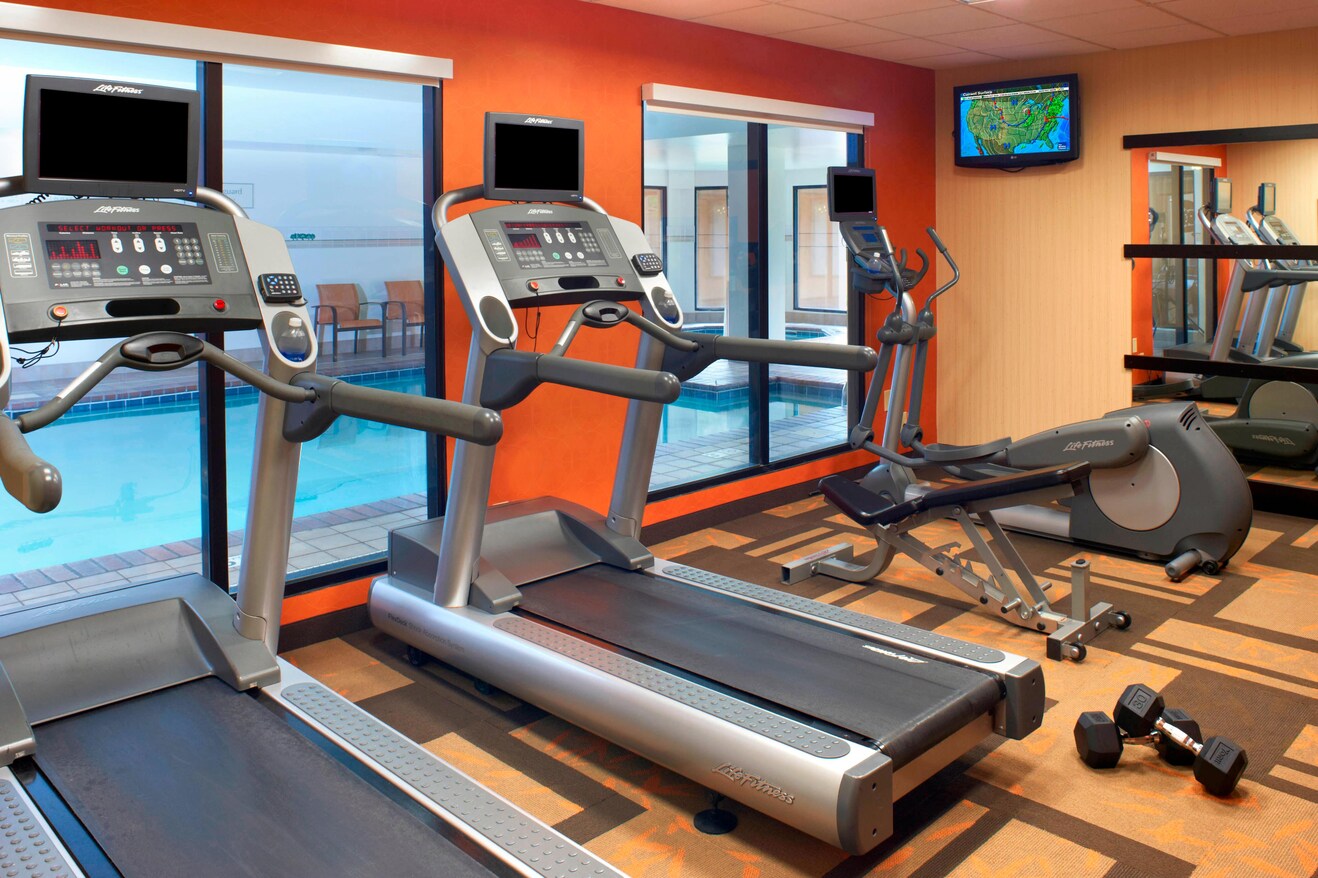 Westlake OH hotel fitness center