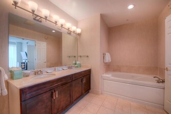 One-Bedroom Penthouse - Bathroom