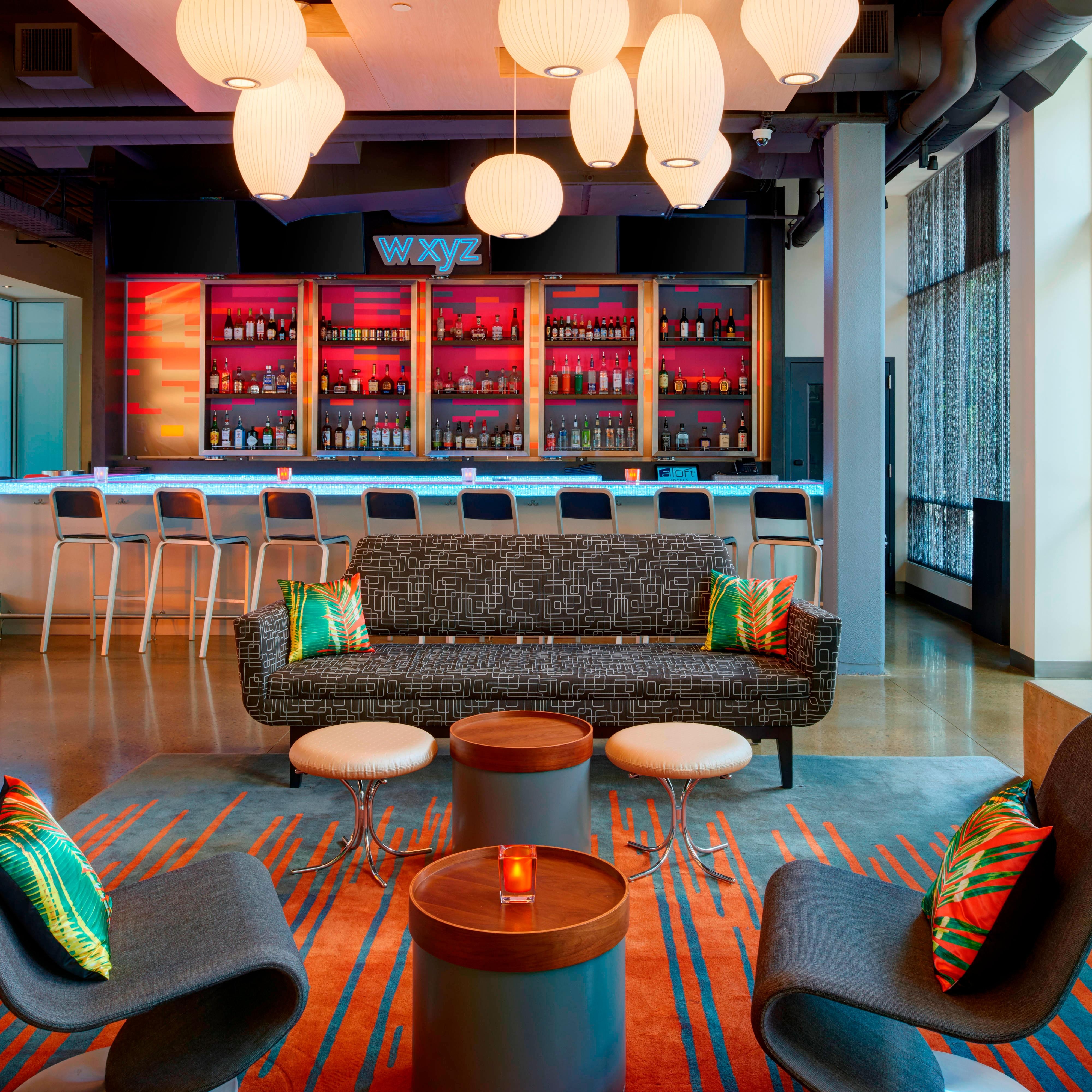 WXYZ Bar | Bar | Marriott Bonvoy
