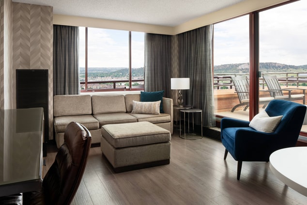 Balcony Suite - Living Area