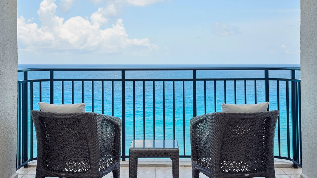 Люкс с видом на океан ‒ балкон