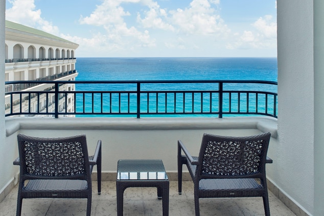 Club 91 Ocean View Guest Room - Balcony