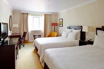 Chambre Exécutive avec lits simples à l'hôtel Marriott du Warwickshire