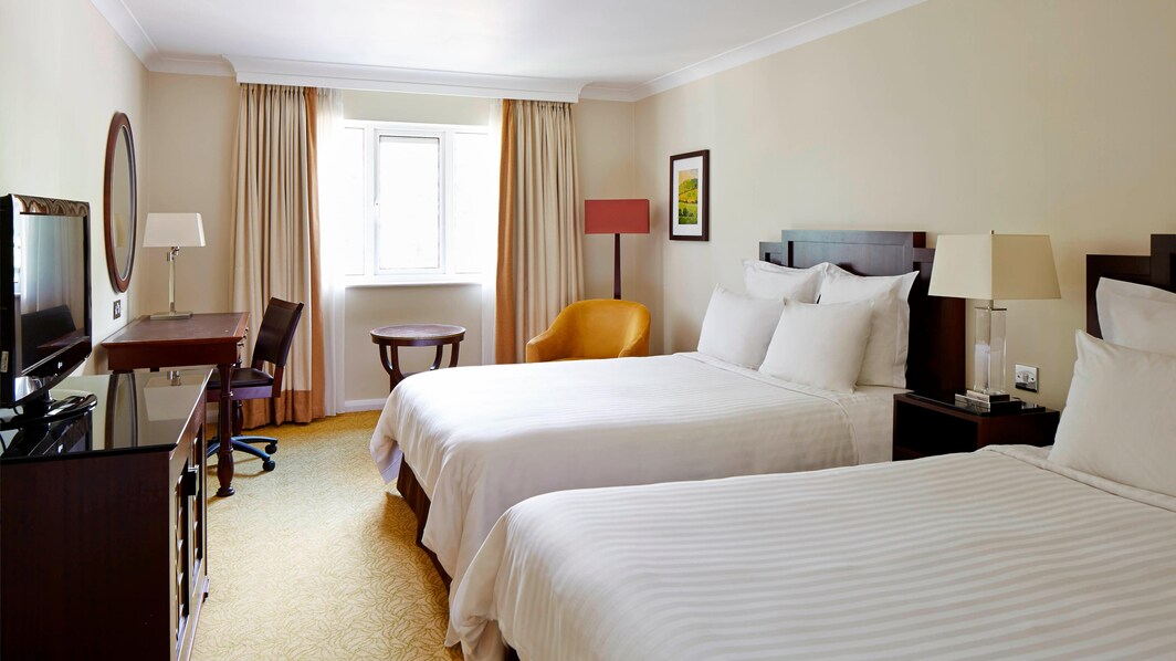 Chambre Exécutive avec lits simples à l'hôtel Marriott du Warwickshire