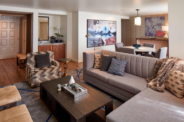Presidential Suite - Living Room