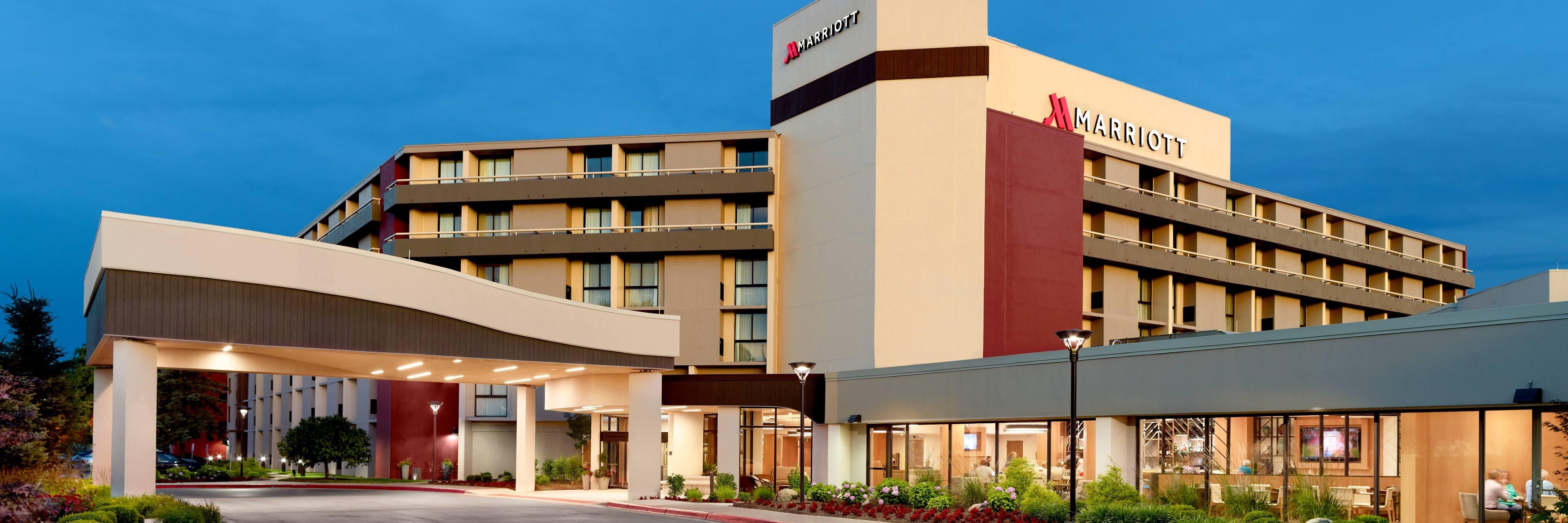 Marriott Dayton University Get 3,500 Bonvoy Bonus Points per stay. img