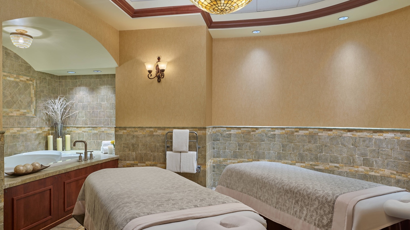The Brown Palace Spa - Couples Treatment Room