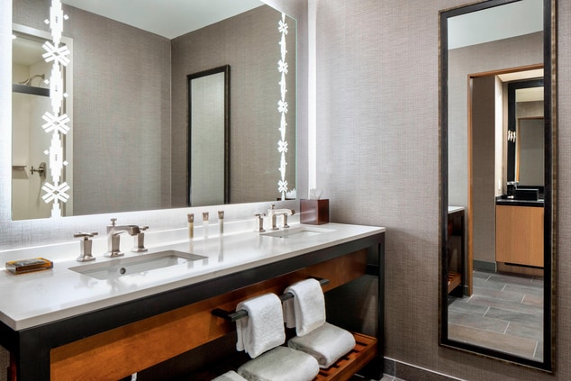 Vanity of Gaylord Rockies Guest Room Bathroom