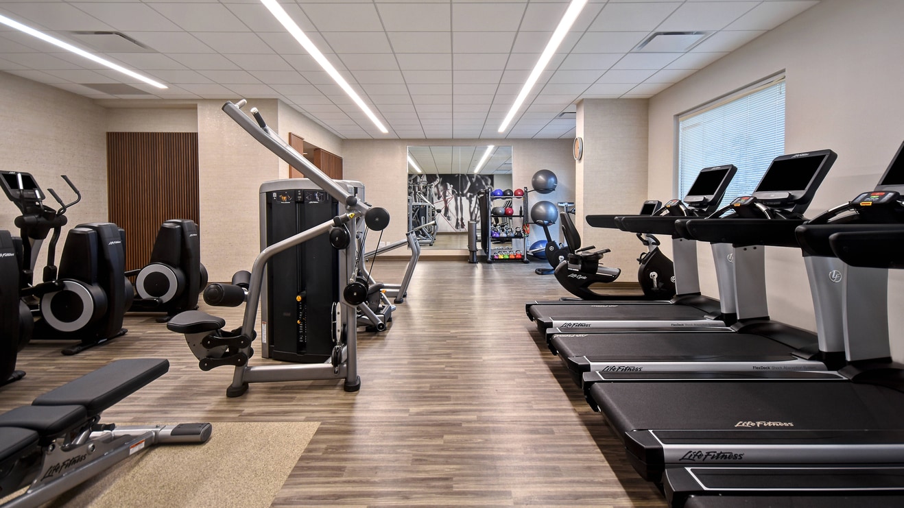 Fitness Center - Cardio & Core