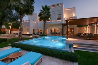 Villa de 4 dormitorios con piscina privada