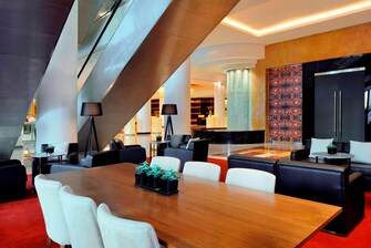 Luxury Doha hotel great room