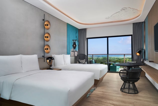 Double/Double Deluxe Guest Room - Sea View