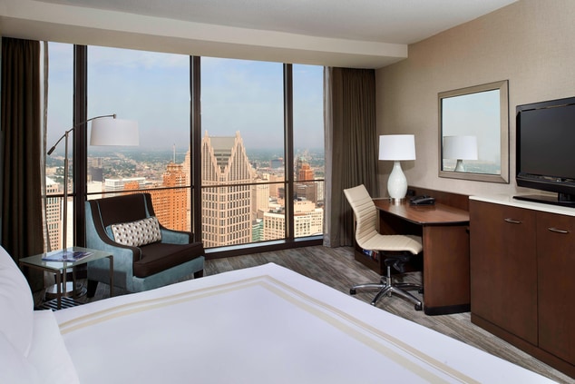 Hotel Rooms in Detroit