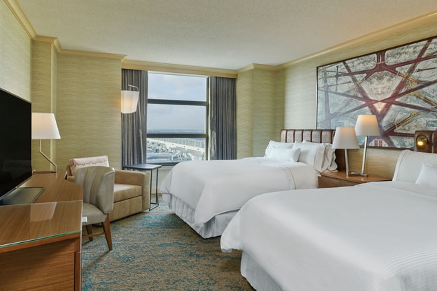 Double/Double Club Level Guest Rooms