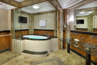 Chairman Suite – Badezimmer