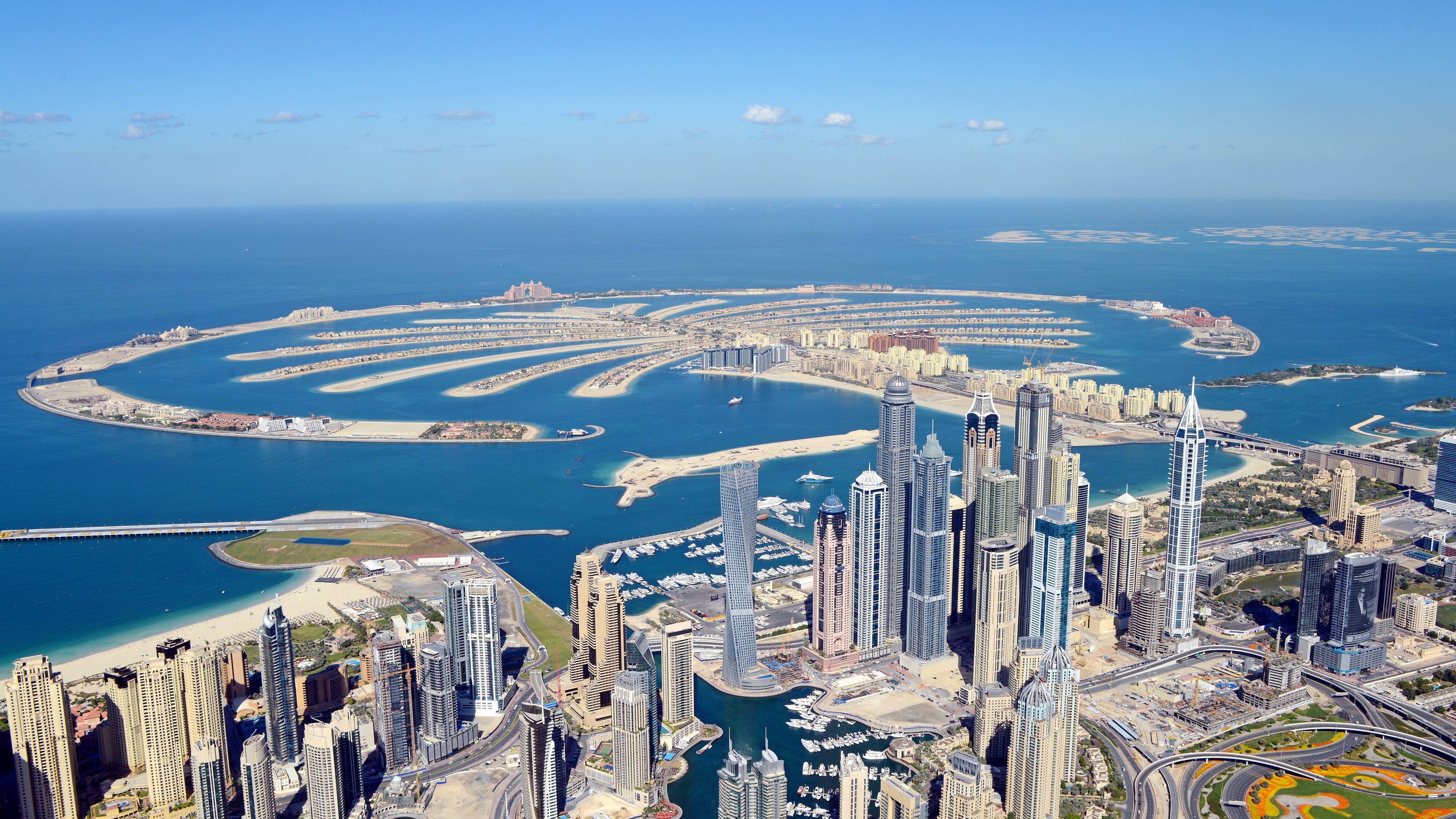 Dubai hotel aerial view