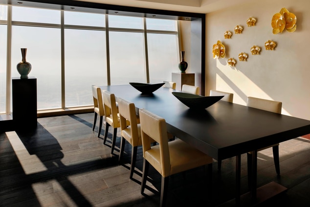 Dubai penthouse dining room