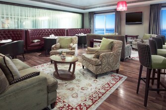 Executive Club Lounge