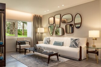 Dubai Suite Lounge