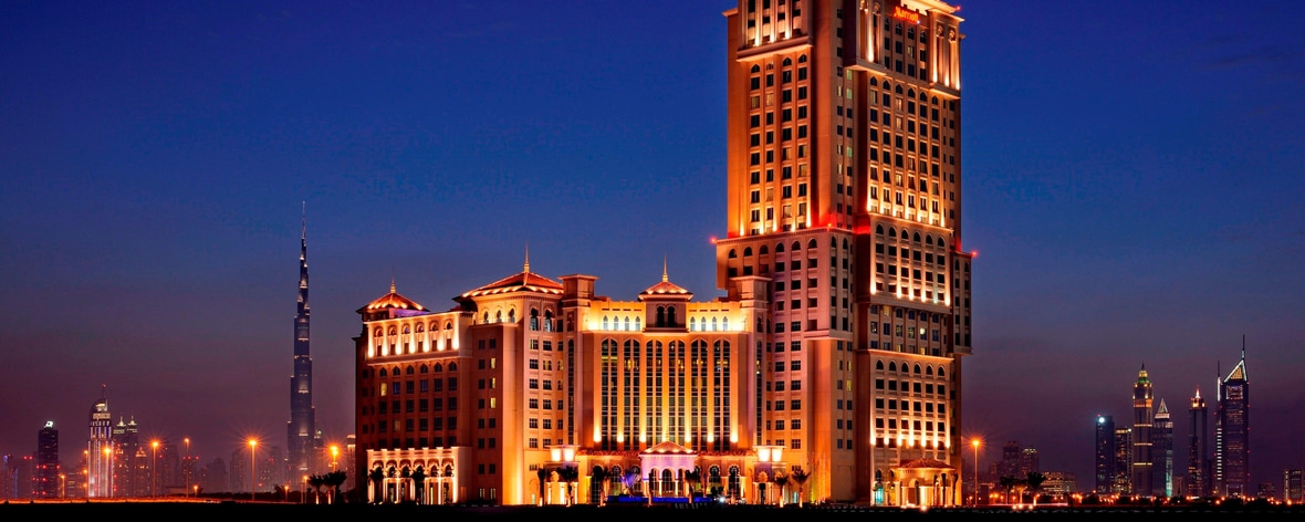 Внешний облик отеля Al Jaddaf в Дубае