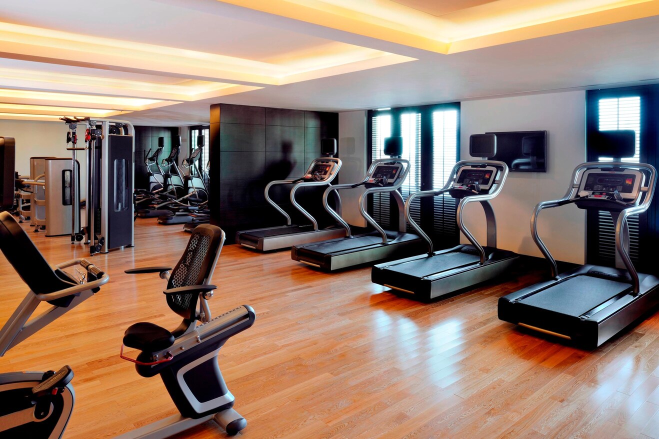 Dubai hotel with fitness center