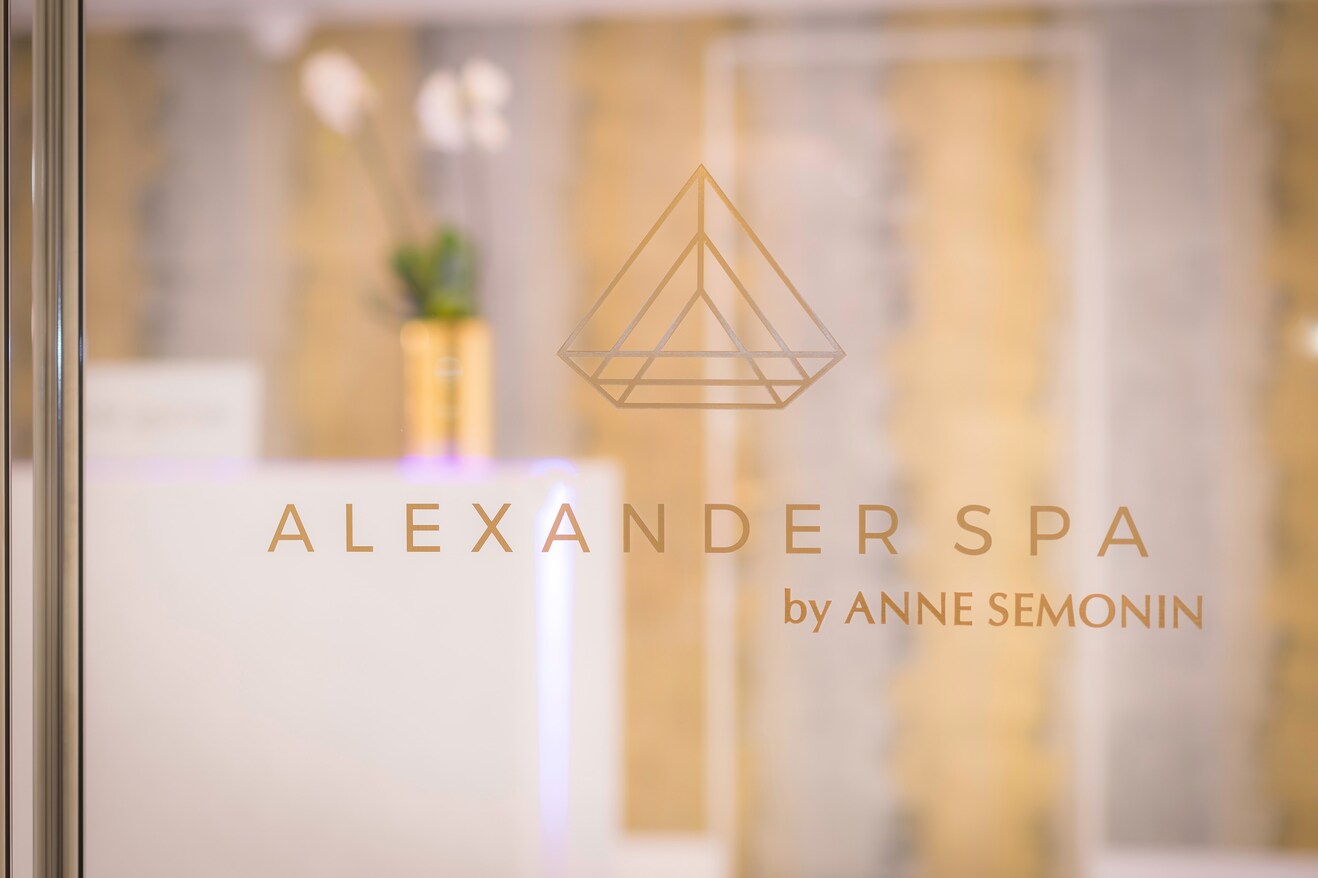 Alexander SPA By Anne Semonin